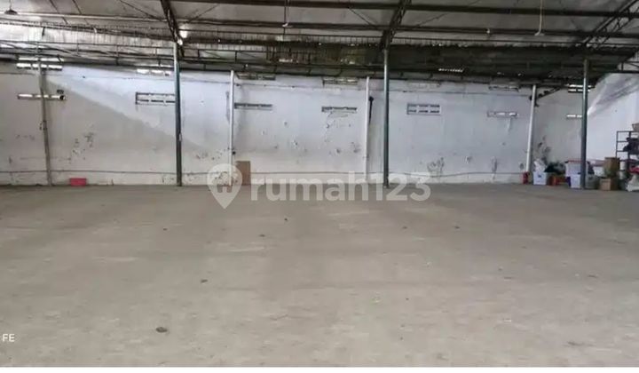 Warehouse for Rent Cheap 1000 Meters in Tanjung Pura, West Jakarta