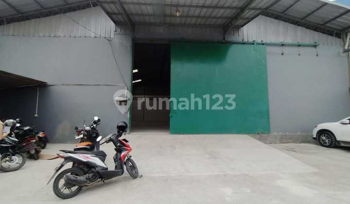 Disewakan Gudang Siap Pakai 800 Meter Di Cipondoh Kav Dpr