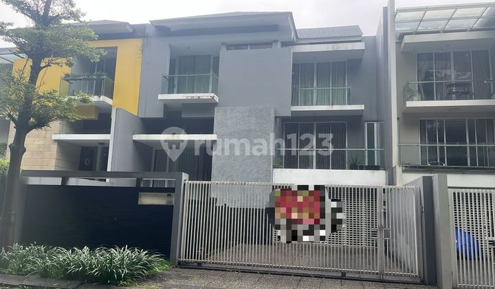 For Sale Fast and Cheap Luxury House 10X26 with Swimming Pool in Citra Garden 6, West Jakarta. 1