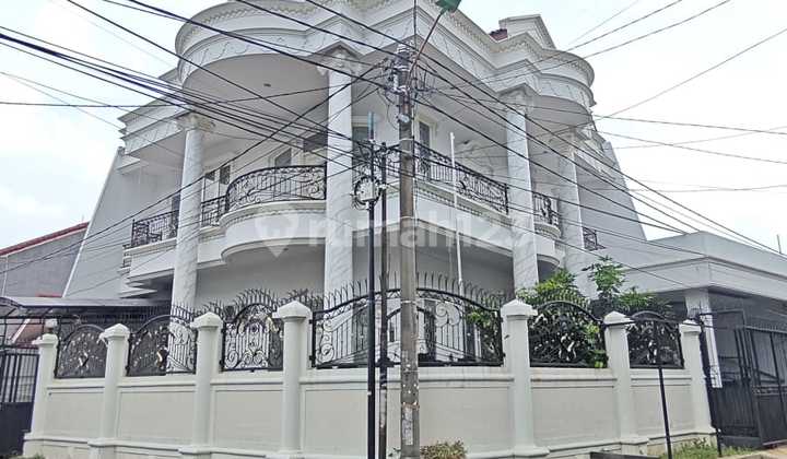 Dijual Murah Rumah Hoek Clasic di Citra Garden 2,Jakarta Barat
