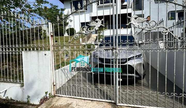 FOR SALE 3.98 BILLION HOUSE IN THE ELITE AREA OF SHANGRI-LA GARDEN - SEKUPANG 2