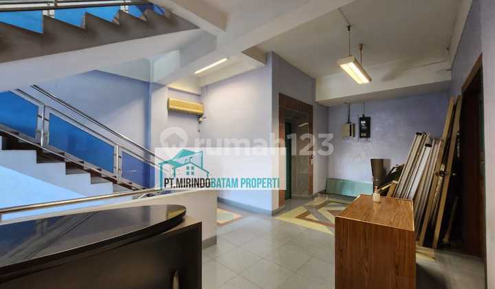 Disewakan 280jt Lantai Thn Gedung Bni Sei Panas 3