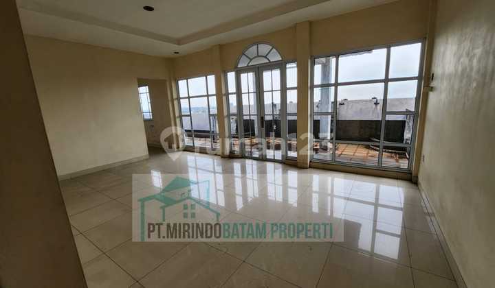 Disewakan 280jt Lantai Thn Gedung Bni Sei Panas 5