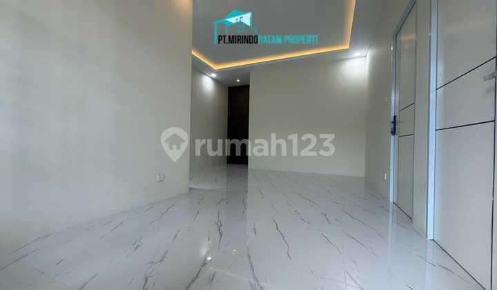 FOR QUICK SALE 930 MILLION BEVERLY PARK HOUSE - BATAM CENTRE 2