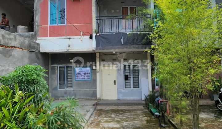 FOR RENT 30 MILLION/YEAR TOWNHOUSE TIBAN MAS INDAH BATAM
