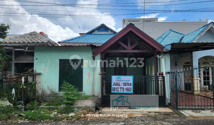 FOR RENT 32 MILLION/YEAR 1½-STORY HOUSE ANGGREK SARI - BATAM CENTRE