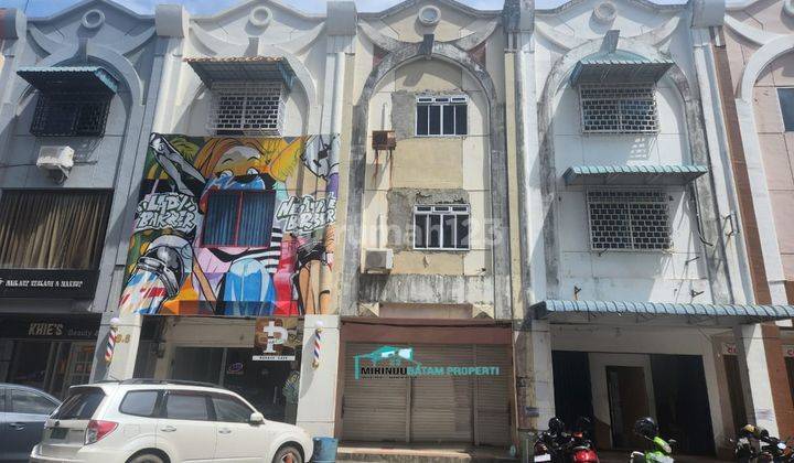 DISEWAKAN 100JUTA/TAHUN RUKO PERTOKOAN TOP 100 DEPAN GRAND BATAM  1