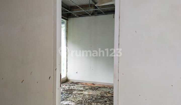 Affordable Houses Around the Golf Course 2