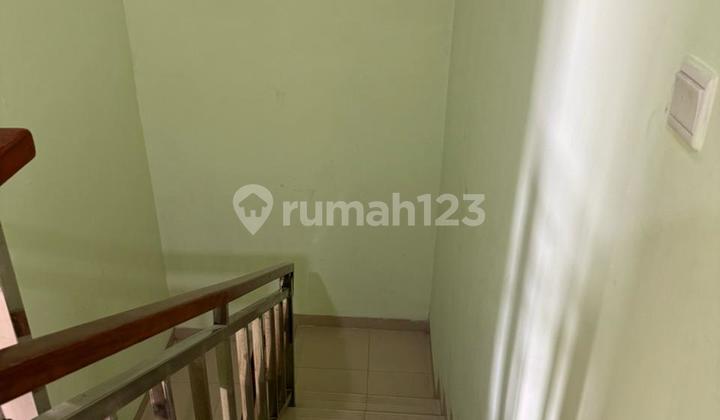 Rumah Town House di Private Cluster 2