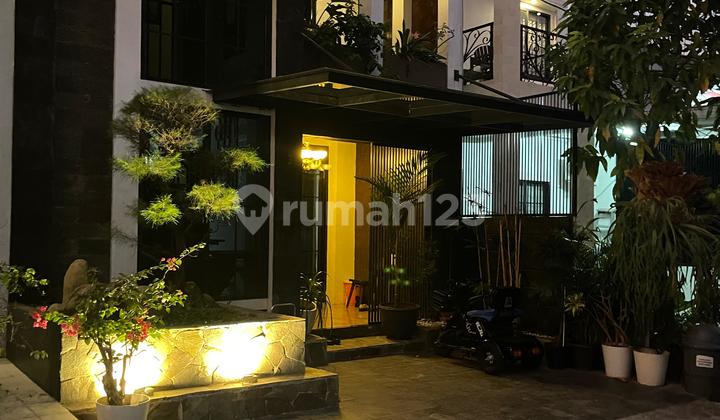 Rumah Cantik Cozy Siap Huni