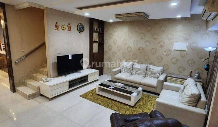 Rumah Golf Lake Jakbar, Furnished, Renov, lahan 200m2, jarang ada 2