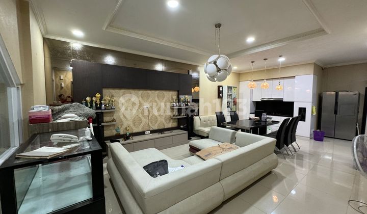 Disewa Rumah Taman Surya Lokasi Strategis Jakarta Barat