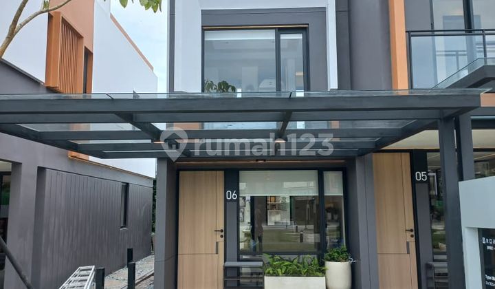 Rumah Bronze Beverly Livin Lokasi Strategis