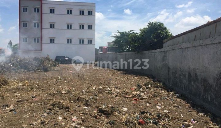 Bonus Land with 4-Storey Office Building, For Rent in Mekarsari Lebakwangi, Teluk Naga Tangerang Bonus Land with 4-Storey Office Building, For Rent in Mekarsari Lebakwangi, Teluk Naga Tangerang