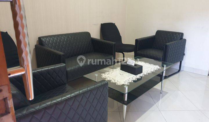 Dijual Cepat Rumah 2 Lantai Di Tebet, Lokasi Strategis, Dekat Jalan Raya 2