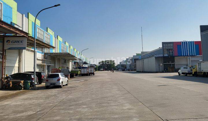 Dijual cepat Gudang strategis di Green Sedayu Bizpark, Daan Mogot