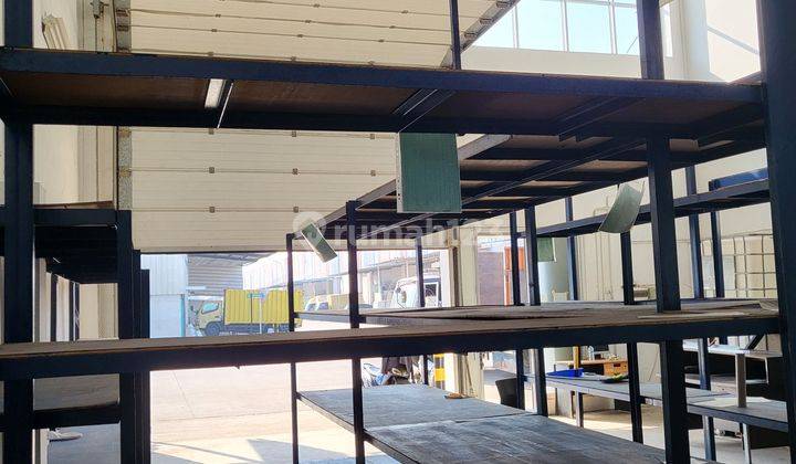 Dijual cepat Gudang strategis di Green Sedayu Bizpark, Daan Mogot
