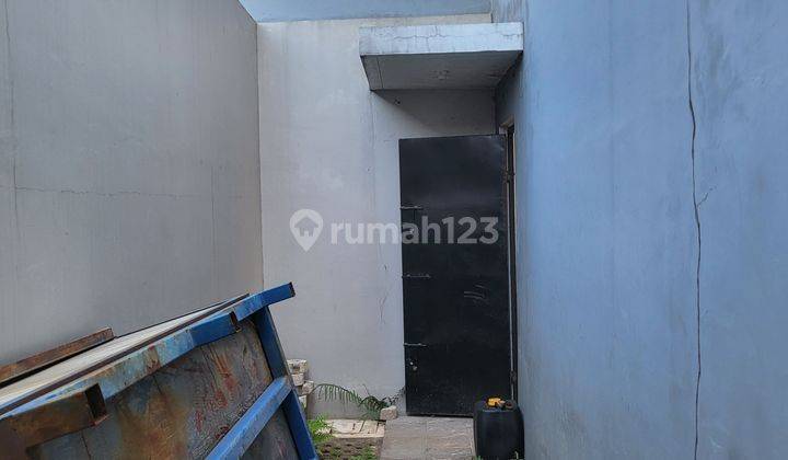 Dijual cepat Gudang strategis di Green Sedayu Bizpark, Daan Mogot
