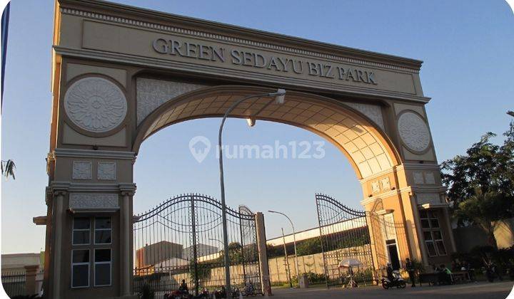 Dijual cepat Gudang strategis di Green Sedayu Bizpark, Daan Mogot