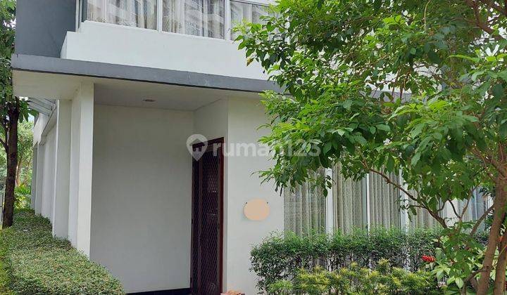 Dijual cepat Townhouse Puri Mansion 3 lantai furnished di Puri Indah 1