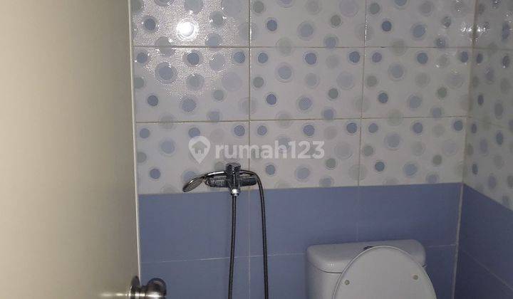 Rumah 3,5 Lantai Furnished Di Tomang, Mandala, Grogol 2