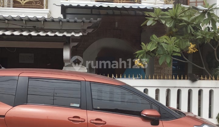 For Sale 2-Storey Spacious House in Puri Dewata Indah, Taman Royal For Sale 2-Storey Spacious House in Puri Dewata Indah, Taman Royal