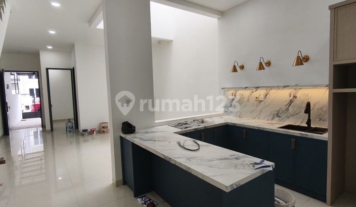 Rumah Baru Modern 2 Lantai di Metland Puri, Petir, Karang Tengah