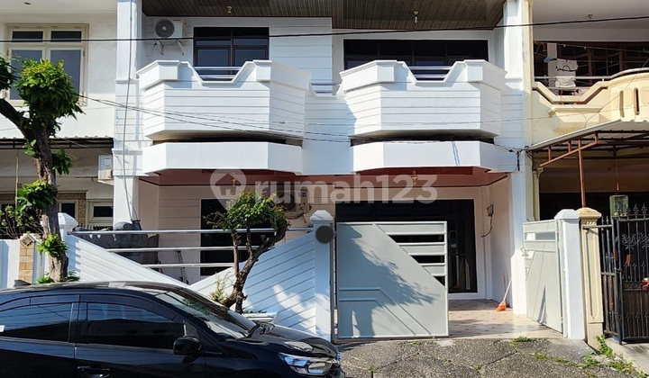 Fast Rental of a 2-Story Semi-Furnished House in Muara Karang Fast Rental of a 2-Story Semi-Furnished House in Muara Karang