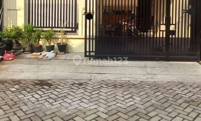 Dijual Cepat Rumah 2 Lantai Semi Furnished Di Daan Mogot Baru 2