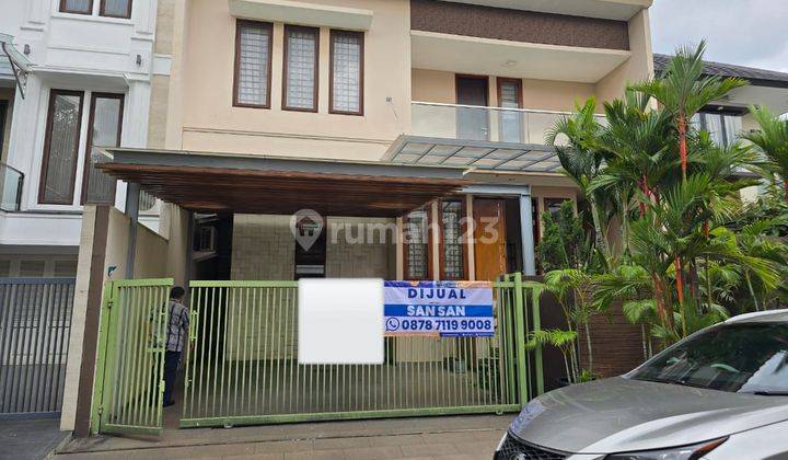 Rumah Full Furnished Ada Kolam Renang Di Sektor 1 Gading Serpong, Tangerang 1