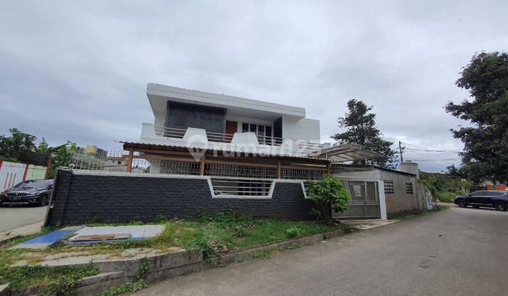 Rumah 2 Lantai Hoek Lippo Karawaci Bagus 1