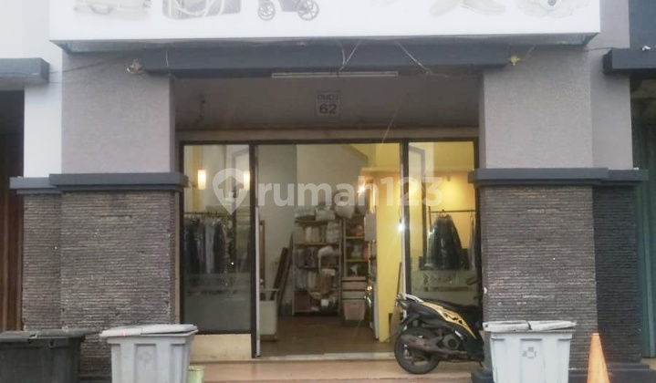 Ruko Diamond di Jalan Utama Gading Serpong, Tangerang