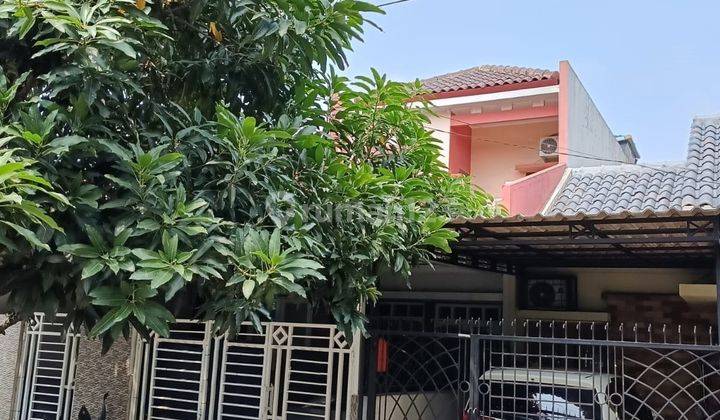 Rumah 2 Lantai di Taman Royal 1 Jl Mahoni 1, Tangerang 1