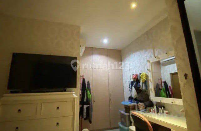 Rumah 3 Lantai Furnished di Casajardin, Daan Mogot Jakarta Barat 2