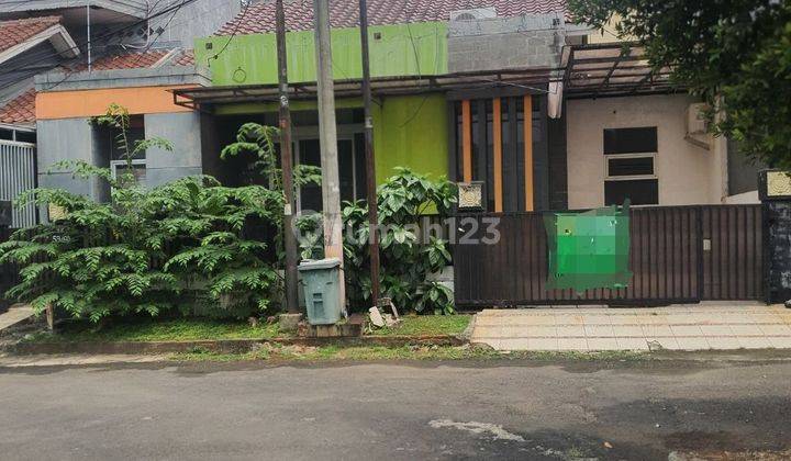 Rumah Gandeng Hadap Timur Regency Melati Mas 1