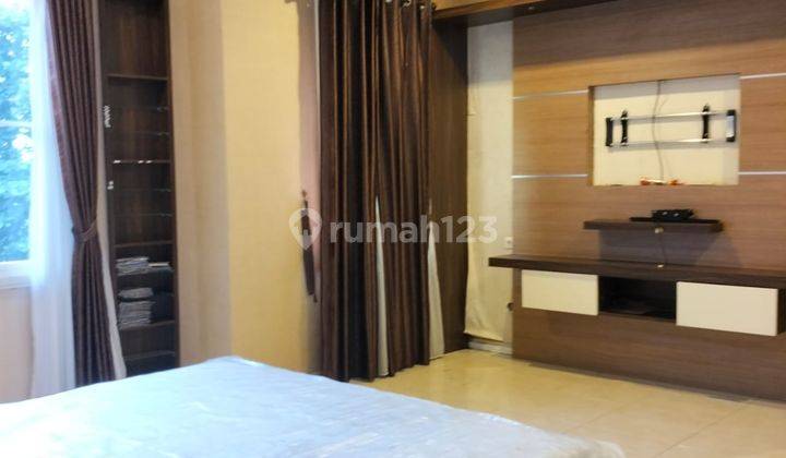 Rumah Full Furnished Ada Kolam Renang di Alam Sutera 1