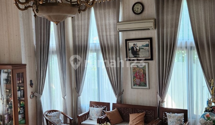 Rumah Mewah Di Karawaci