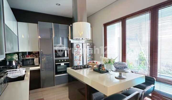 Pondok Indah Dekat Pertokoan Gedung Hijau 2