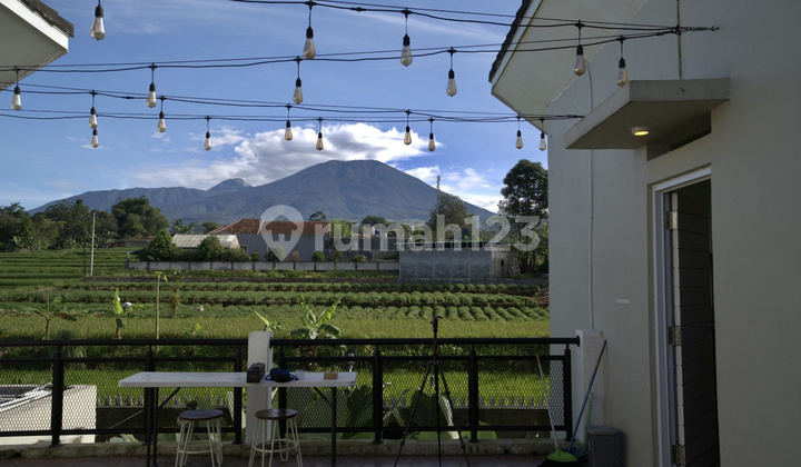 Dijual Villa Cantik, di Kota Sukabumi View Gunung Gede Pangrango