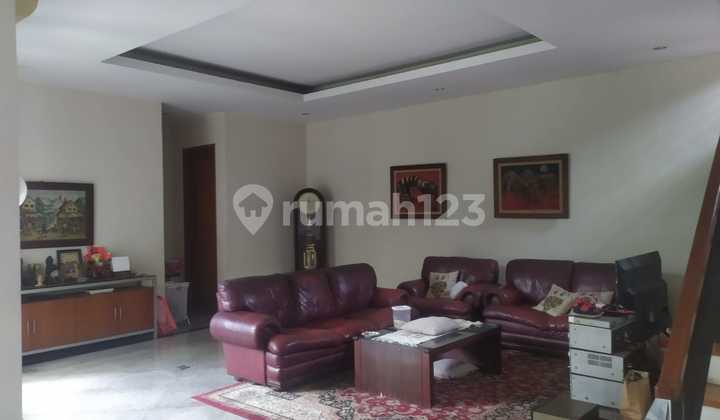 Rumah Dijual Cepat Jl. Hang Jebat Dekat Scbd