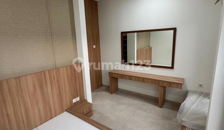 YL - Dijual Rumah Baru Semi Furnish 2 Lantai Di Duren Sawit 2