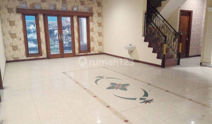 Ir 21021 Disewa Rumah Mewah Di Jatiasih Bekasi 3