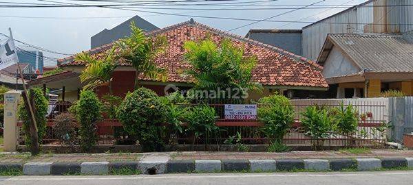 YL - 19831 Dijual Rumah Lama Posisi Hook Di Kebon Bawang 1