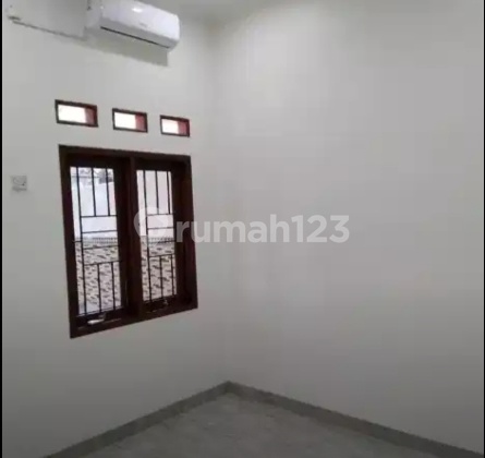 Gd - Dijual Rumah di Duren Sawit Jakarta Timur 2
