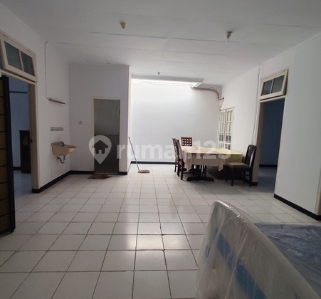 Gd - Disewakan Rumah di Pondok Kelapa, Duren Sawit 2