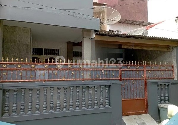 Mn - Dijual Rumah di Mawar Merah Malaka Jaya