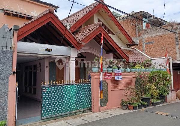 Yl - Dijual Rumah Tinggal + Kos-Kosan di Klender Duren Sawit