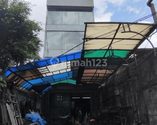 IR - 21021 Disewa Ruko 3 Lantai Di Pondok Bambu Jakarta Timur 1