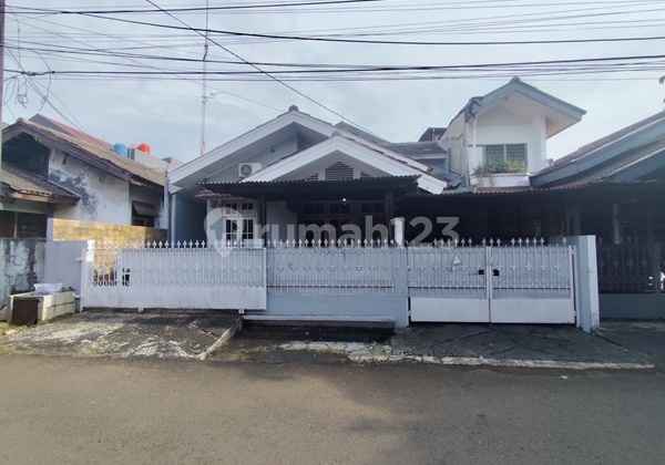 Gd - House for Rent in Pondok Kelapa, Duren Sawit Gd - House for Rent in Pondok Kelapa, Duren Sawit