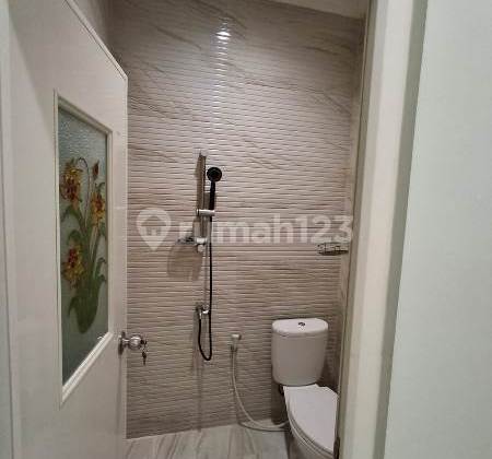 Ta - Rumah Sewa Bagus di Limo Cinere 2